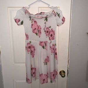 Short white dress with pink flowers size S